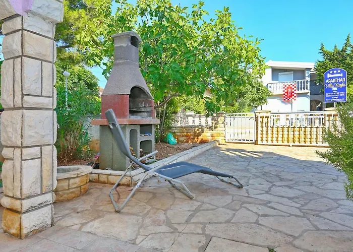 Apartment Neyla Vir
